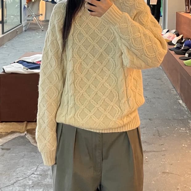 빈티지 아이보리 꽈배기 니트 H491