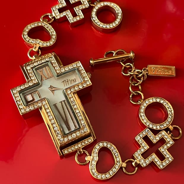 티티나 여성 시계 십자가모양