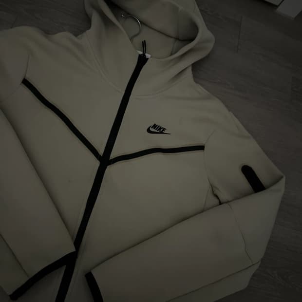 나이키 테크팩(희귀매물) 흰색