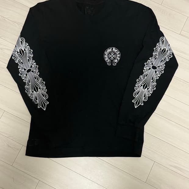 크롬하츠 라스베가스 플로랄 크로스 홀스슈 롱슬리브 긴팔 티셔츠 L