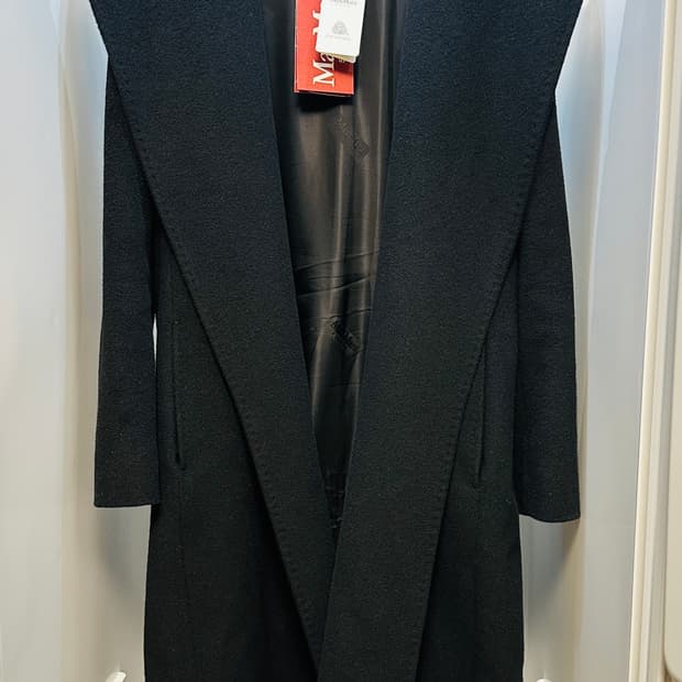 막스마라 블랙 버진울 코트(정품/1회시착 새상품/택/옷걸이/더스트백 풀구