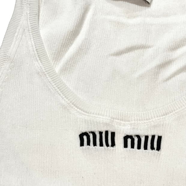 미우미우 슬리브리스