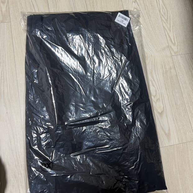 새상품 벌룬핏 투턱 비조 와이드 슬랙스 차콜 XL