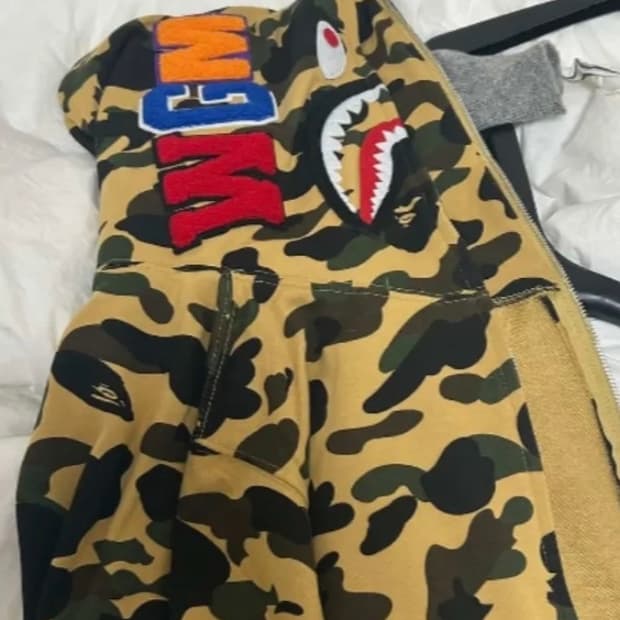 베이프 샤크후드 황계 (급처