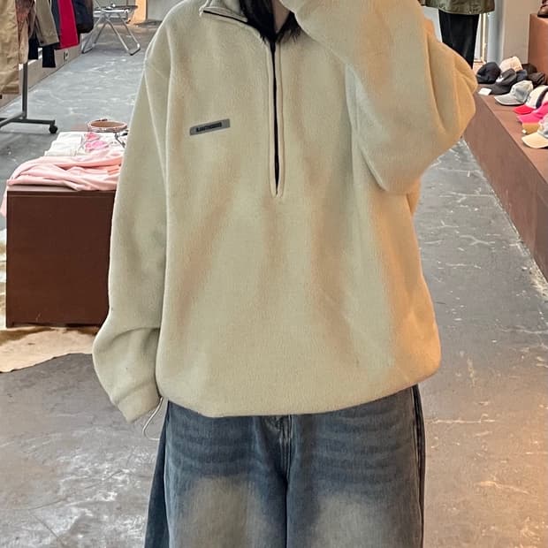 에센셜 아이보리 반집업 플리스 H1897