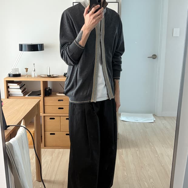  ▫️Hugo Boss High Neck Knit Jacket