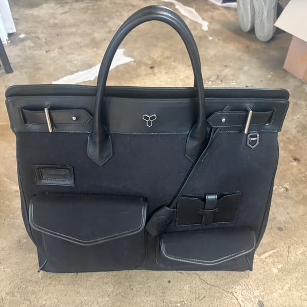 모이에토이 블랙 43