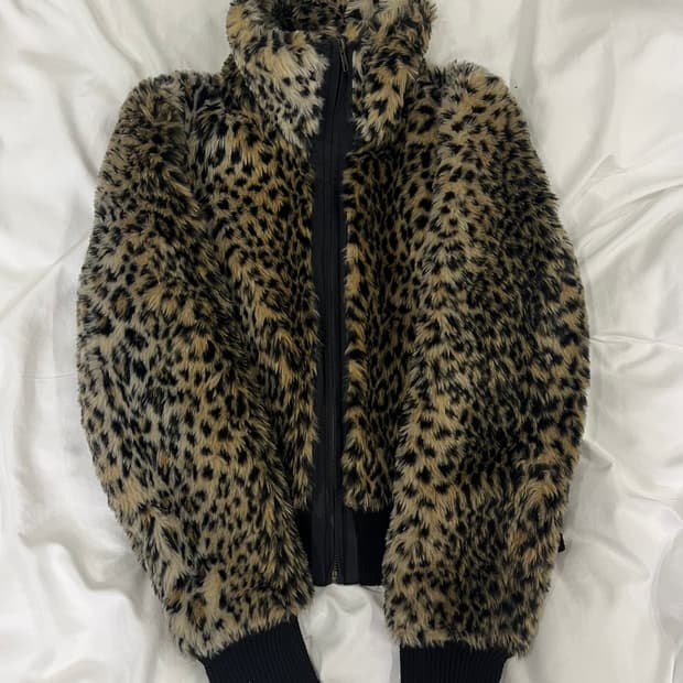 레오파드 하이넥 퍼자켓