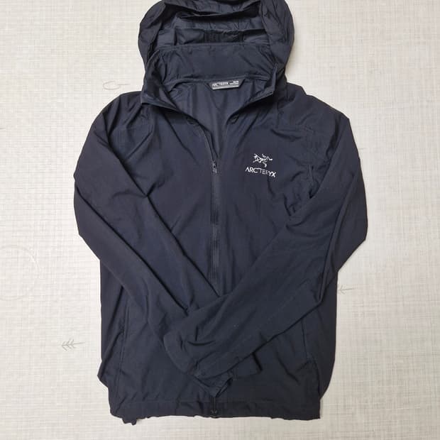 아크테릭스 노딘 자켓 바람막이xs