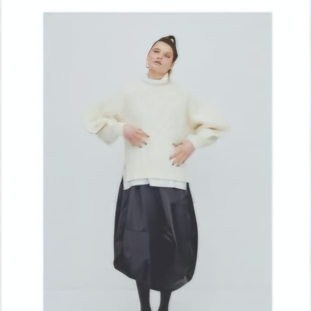 ENFOLD 엔폴드 입체 벌룬 헤비새틴스커트