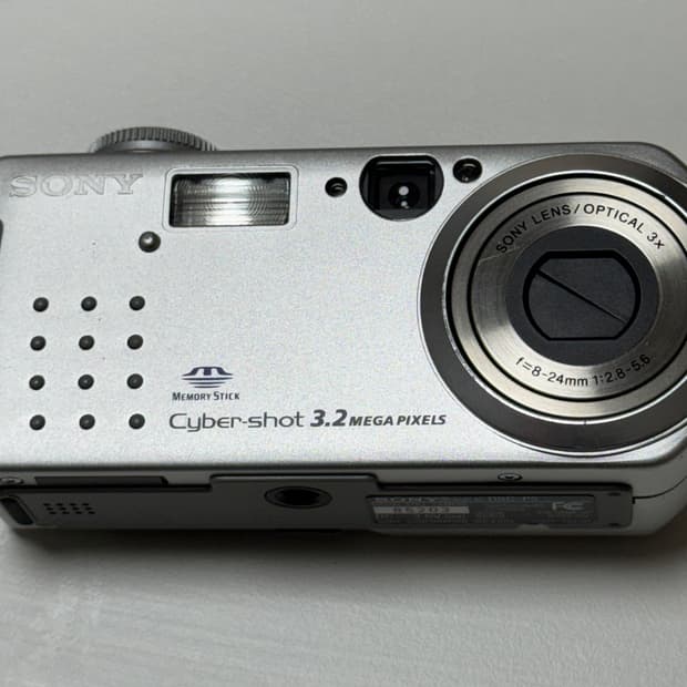 소니 사이버샷 dsc p5 디카
