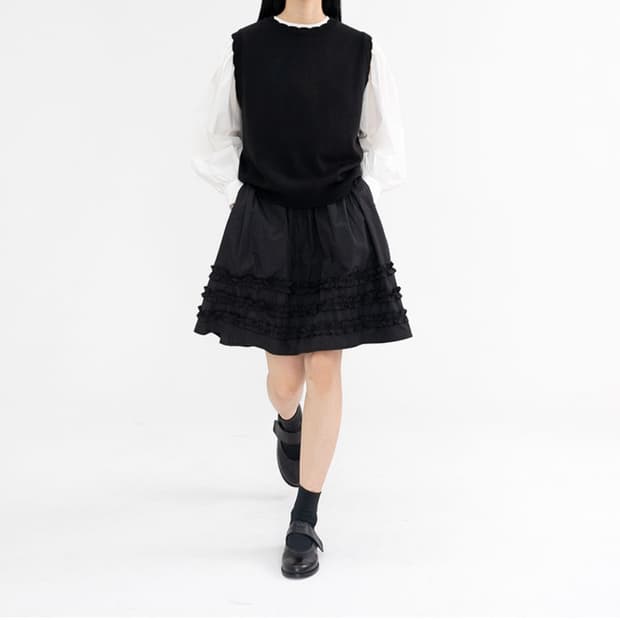 유노이아 프릴 스커트 frill short skirt
