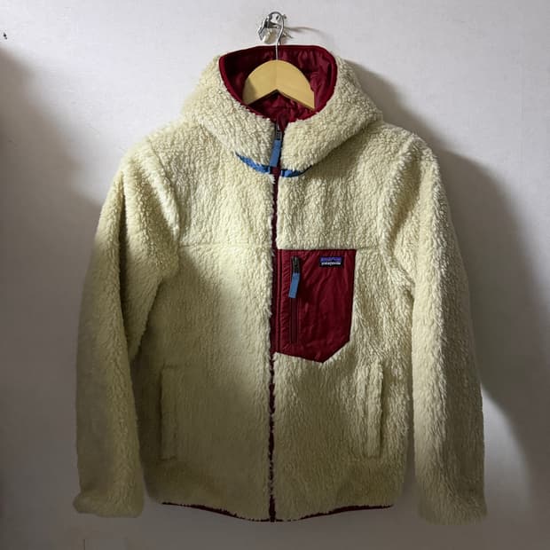 파타고니아 리버시블 양면 점퍼 (여성 66정도)