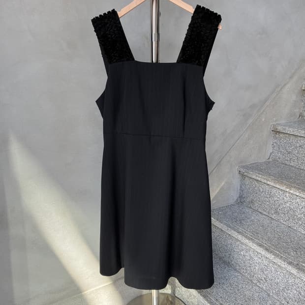 느와 케이 니노미야 원피스