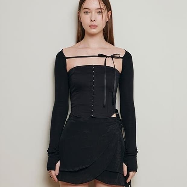 낫유어로즈 나나탑