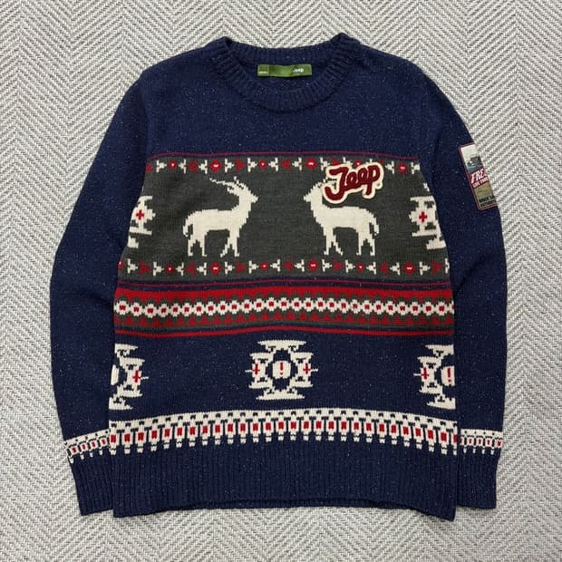 지프 패턴 라운드넥 니트 v2354