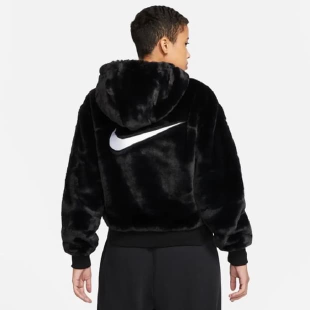 나이키 우먼 에센셜 퍼 자켓 블랙 m