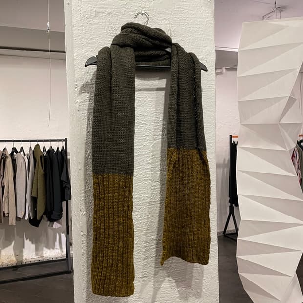 요지야마모토 투톤 머플러