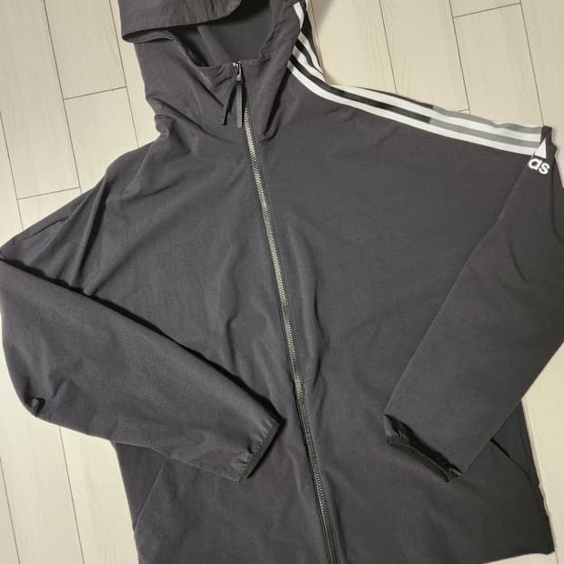 아디다스 ZNE 우븐 후드 바람막이 자켓 FL3989 블랙 사이즈105 