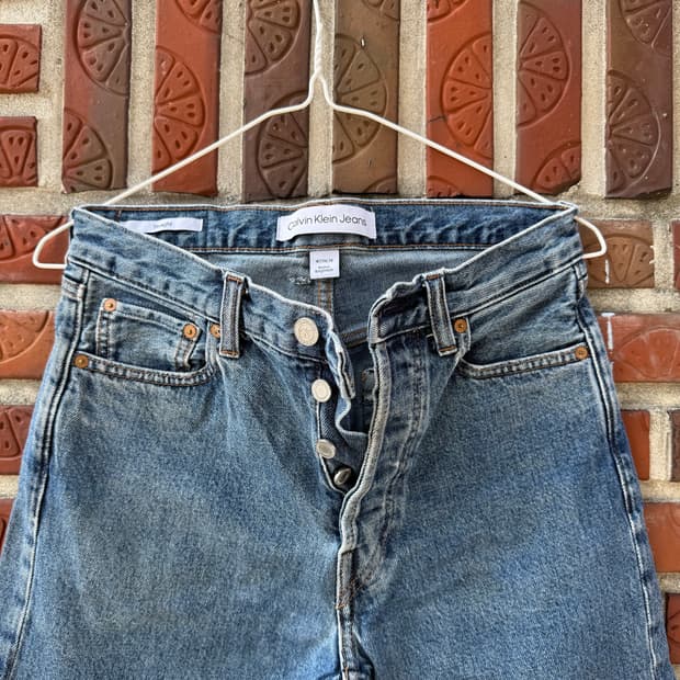 캘빈클라인 켄달제너 착용 스트레이트 데님