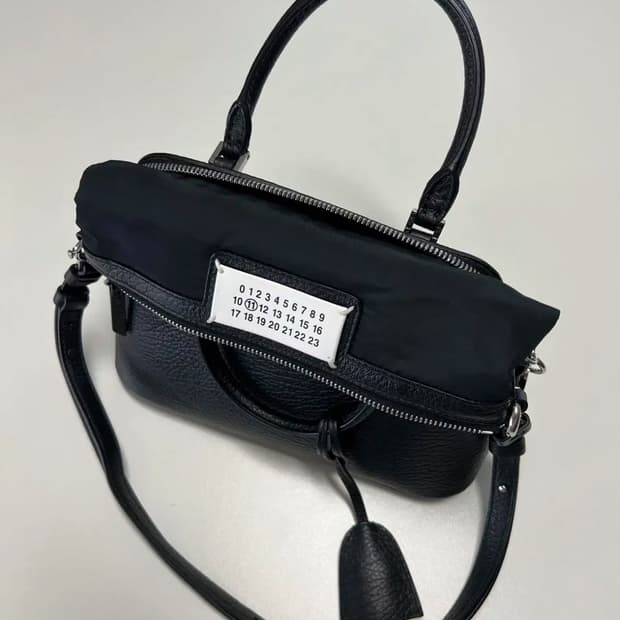 메종 마르지엘라 5AC 미니 블랙