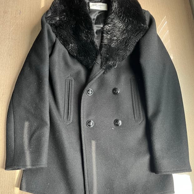 46 생로랑 뉴트리아 리얼 퍼 카라 피코트 자켓