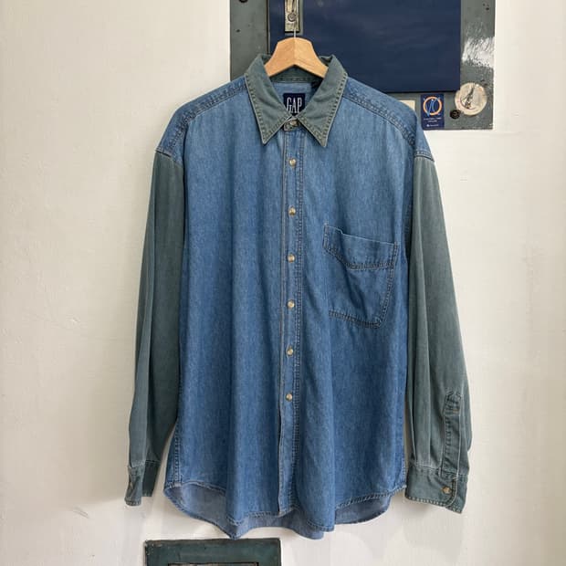 OLD GAP Denim Shirt