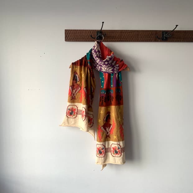 축융 울 마리아 머플러