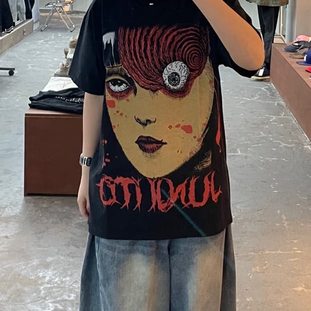 이토준지 빈티지 소용돌이 애니 반팔 H1616