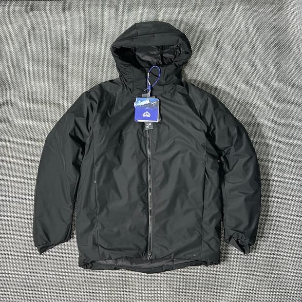 (새상품) 스톤소프트 경량 후드 패딩 점퍼