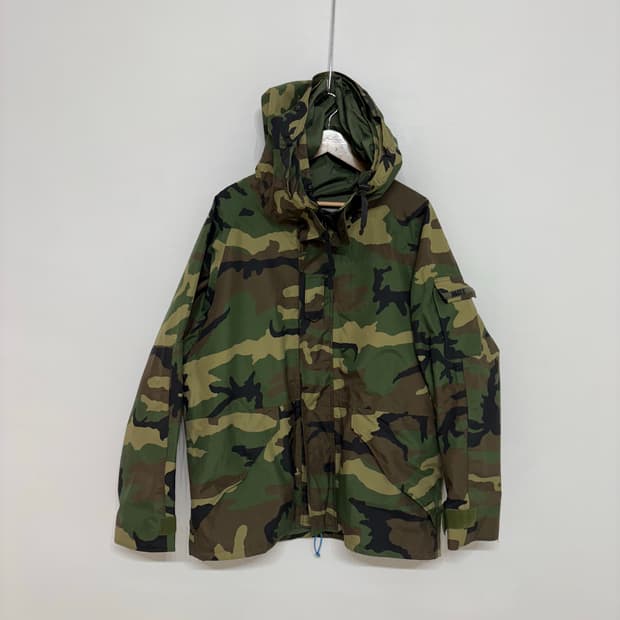 U.S Army Gore-tex ecwcs Woodland Parka  