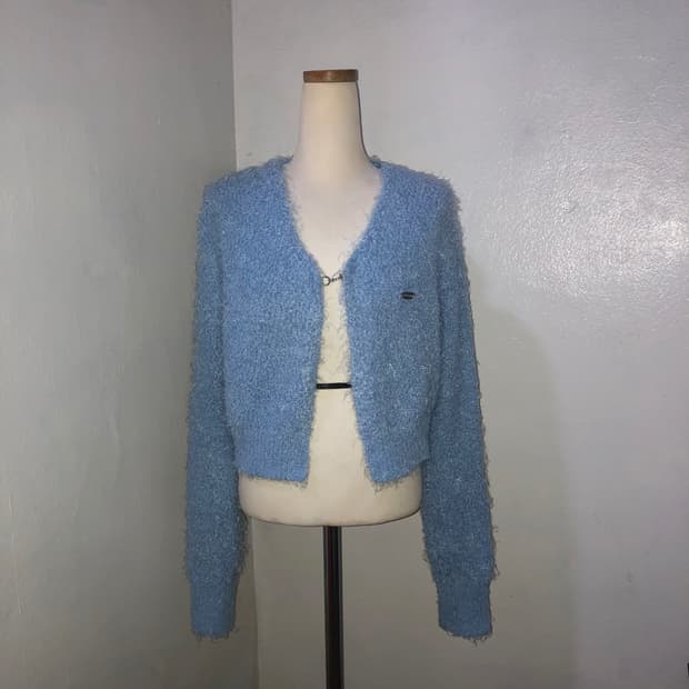 러브이즈트루 앙고라 니트 가디건 라이트블루 free
