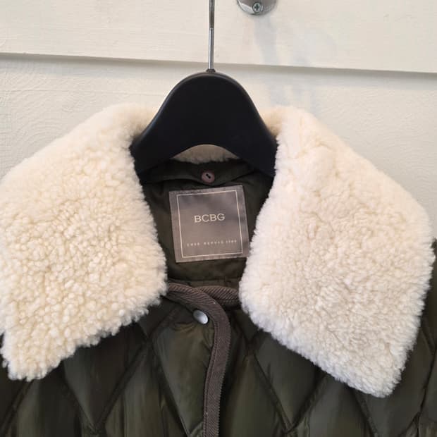 BCBG 퀼팅 패딩 자켓 양털 카라