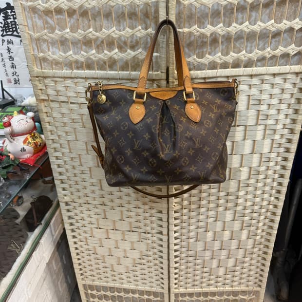 정품 루이비통 팔레모백 팝니다