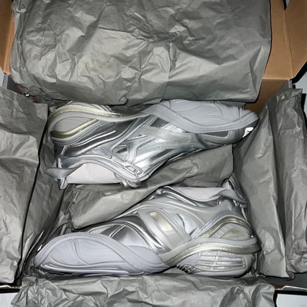 발렌시아가 타이렉스 실버 45