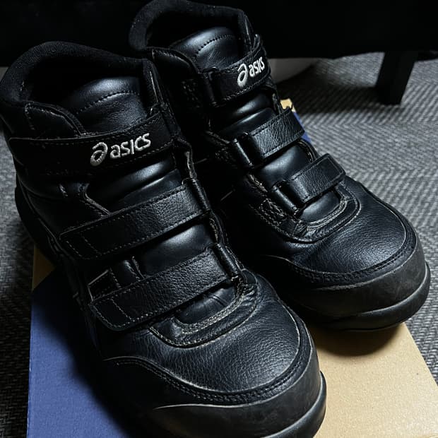 아식스 안전화 WINJOB CP302(270) 판매합니다!