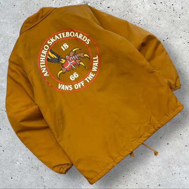 [S] 반스 x 안티히어로 코치 자켓 머스타드 C152
