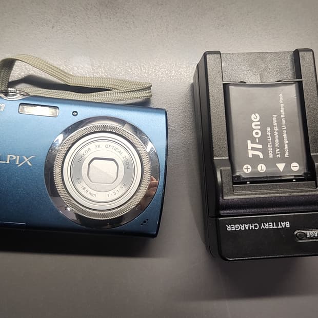 니콘 쿨픽스 s230