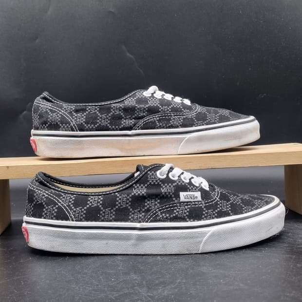 반스 어센틱 모노그램 남성스니커즈265