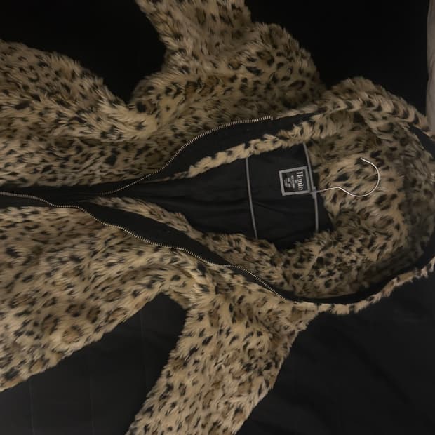 갸루호피퍼집업