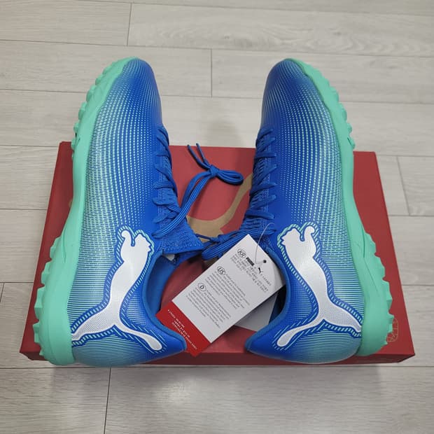 (285)푸마 풋살화 퓨처 7 플레이 TT[대전 직거래도 가능]