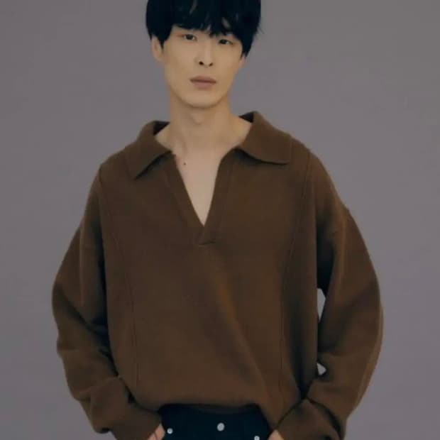 문선 램스울 핀턱 카라 니트 남녀공용