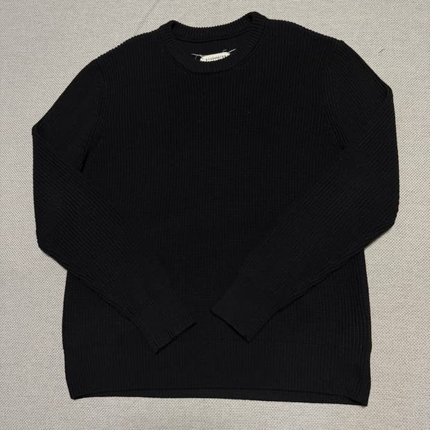 메종 마르지엘라 블랙 크루넥 니트 스웨터