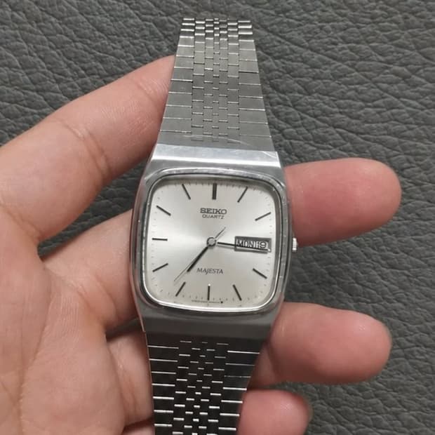 80s 빈티지 세이코 마제스타 쿼츠 샴페인 다이얼