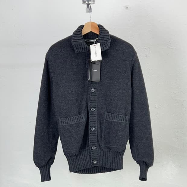 돌체앤가바나 차콜 모티브 레이어 하프 버튼 퀼팅 니트 자켓