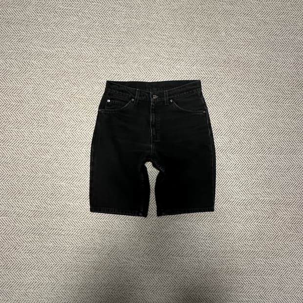 LEVI'S 550 90's black denim shorts