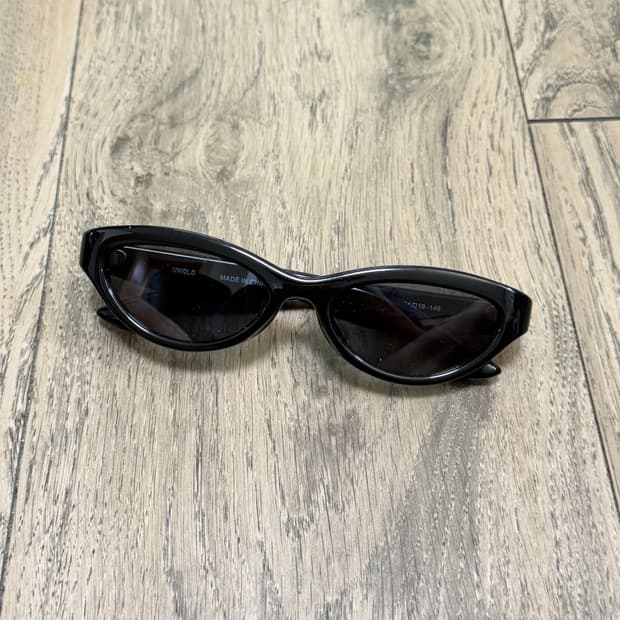 uniqlo cateye sunglasses