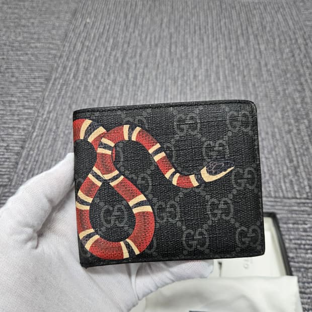 [특가][정품] 구찌 킹스네이크 반지갑