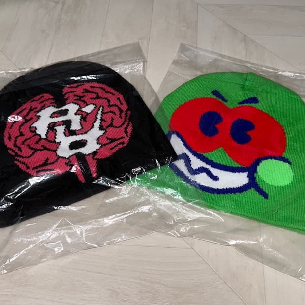 Kankan RR Online Brain Beanie