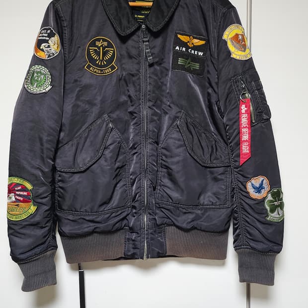 알파 인더스트리 MA-1 자켓